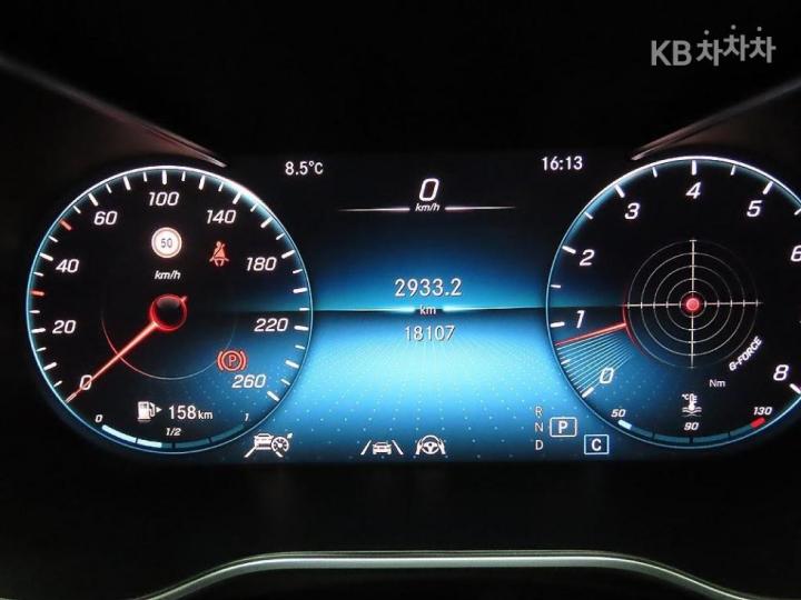 Mercedes-Benz C-Class C200 AMG Line 7