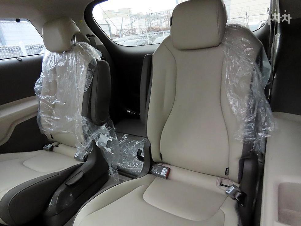 2023 - kia carnival