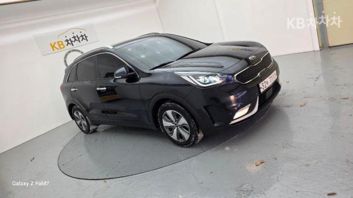 Kia Niro 1.6 Noblesse 6