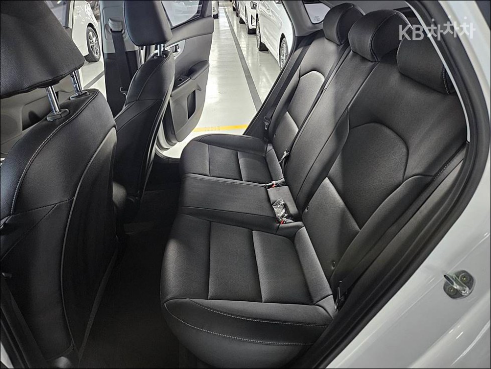 2022 - kia k3