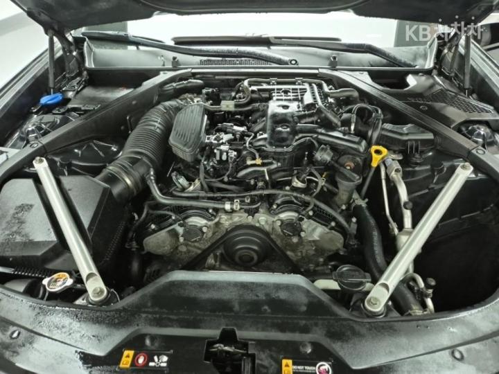 Kia K9 The 3.8 GDI AWD Platinum Ⅲ 6