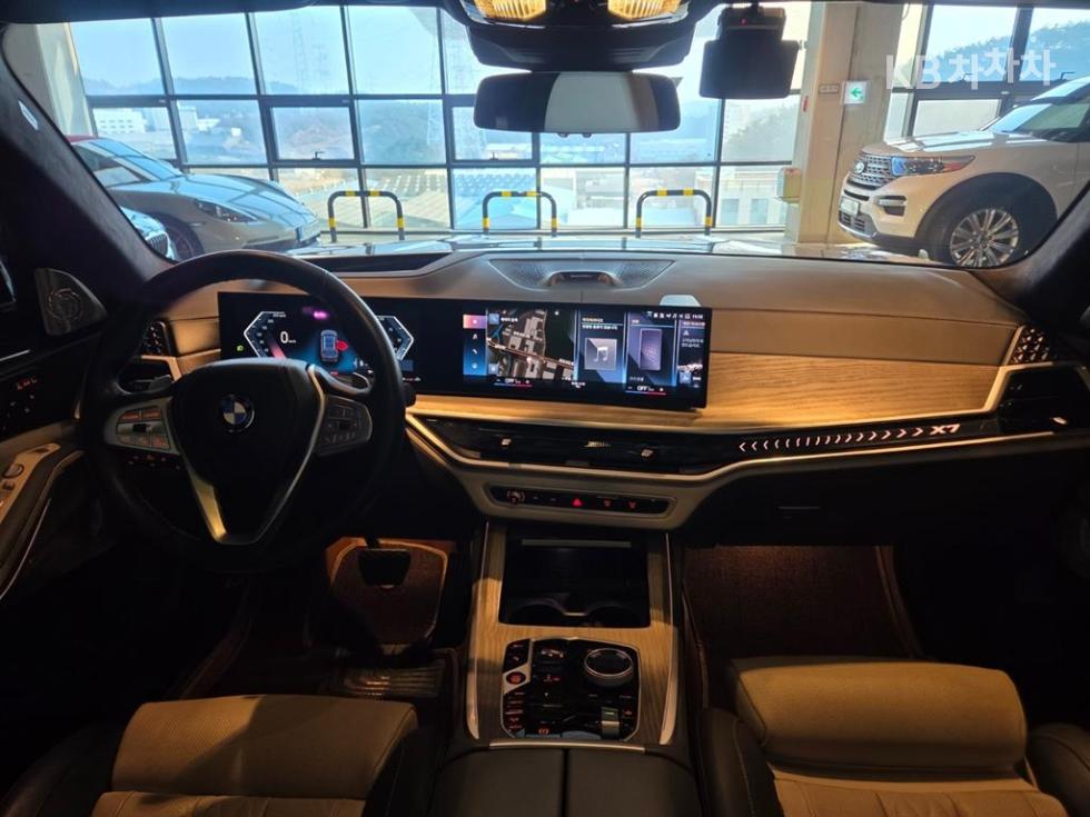 BMW X7 — miniaturë 12