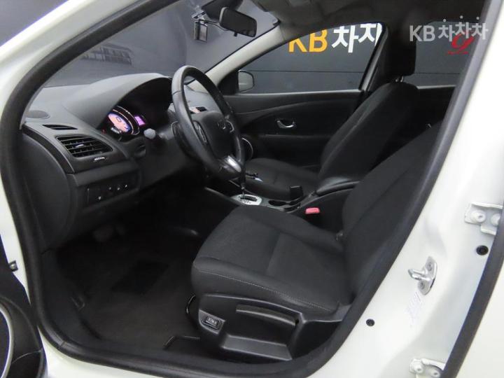 Renault SM3 Neo LE Base Type 6