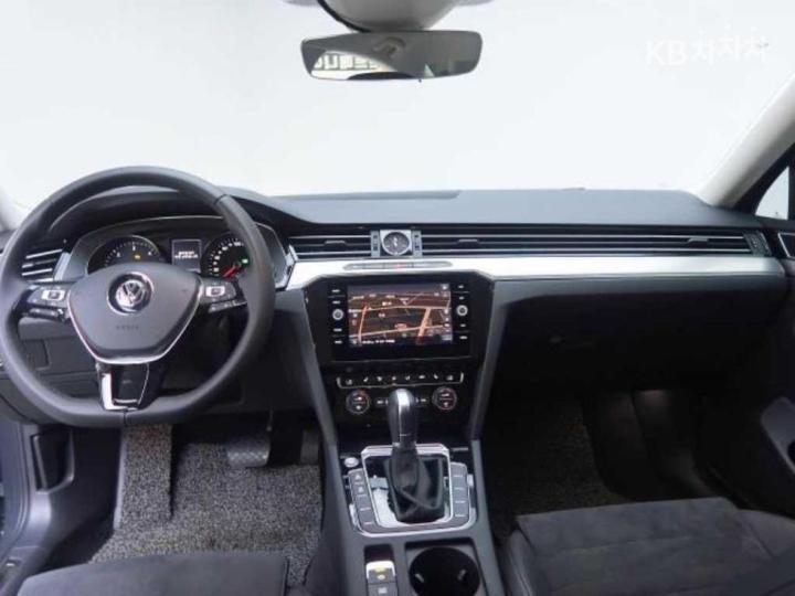 Volkswagen Passat GT 2.0 TDI B8 9