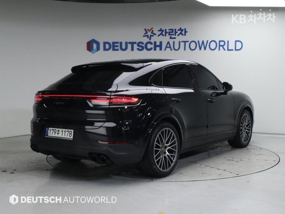 Porsche Cayenne — miniaturë 2