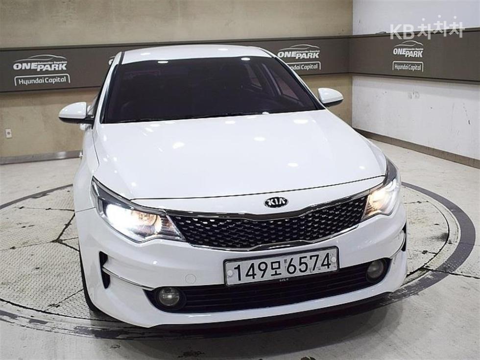 Kia K5 — miniaturë 2