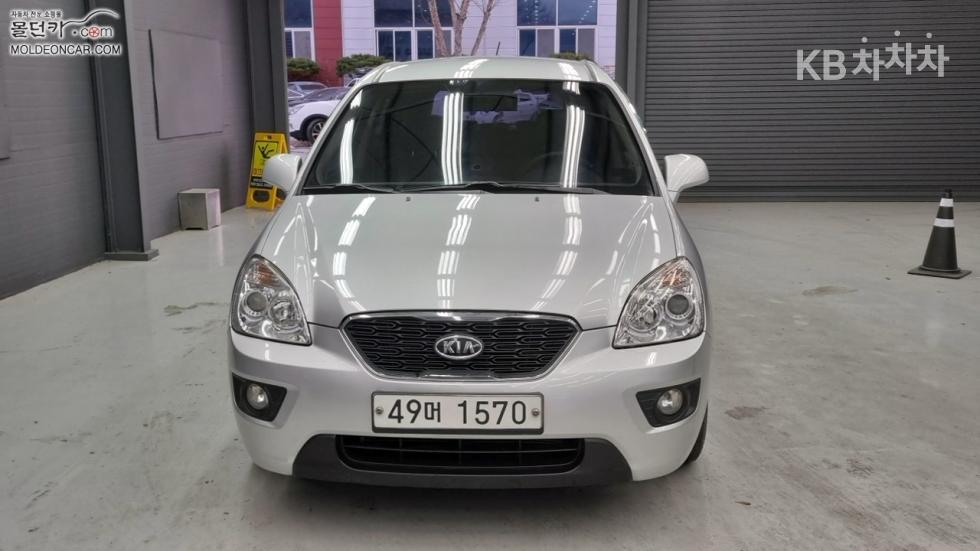 Kia Carens — miniaturë 3