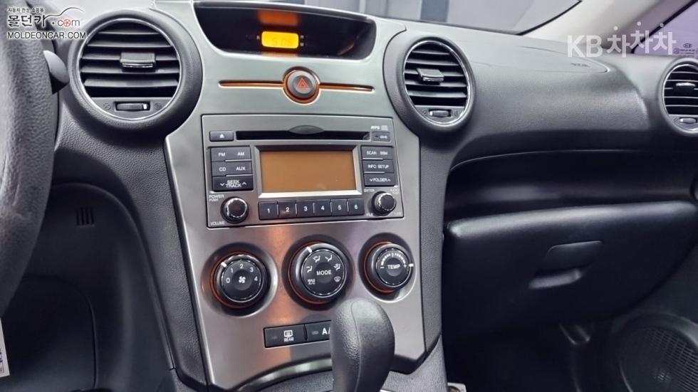 Kia Carens — miniaturë 11