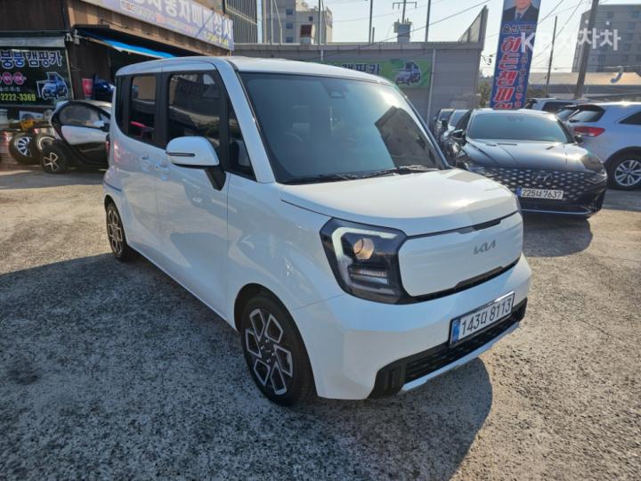 Kia Ray 1.0 Gasoline Signature - фото 2