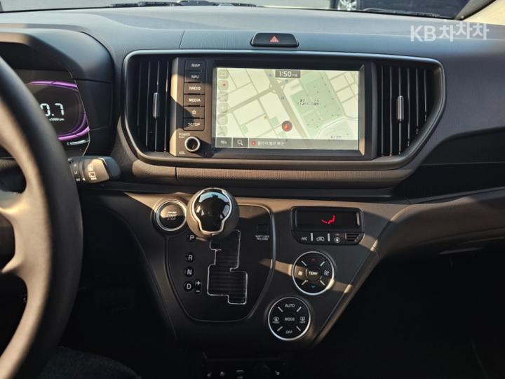 Kia Ray 1.0 Gasoline Signature - фото 15