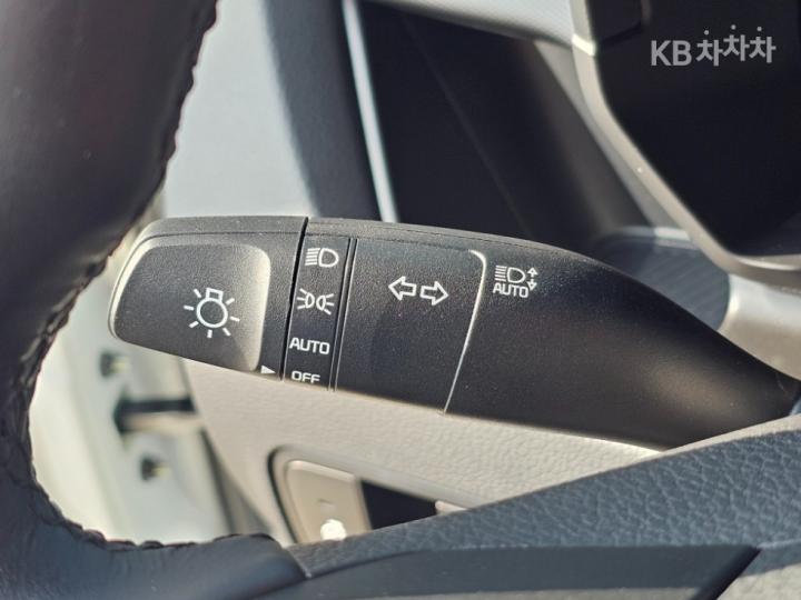 Kia Ray 1.0 Gasoline Signature - фото 21