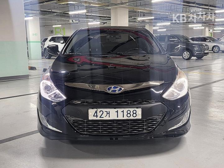 Hyundai Sonata Hybrid 2.0 Modern 4