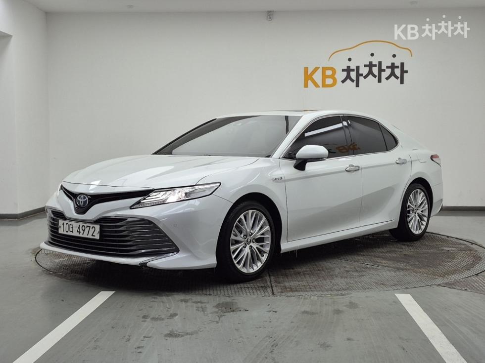 도요타 캠리 XV70 2.5 하이브리드 XLE - фото 1