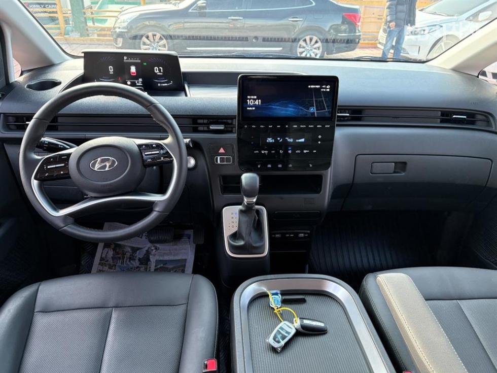 Hyundai Staria — miniaturë 5