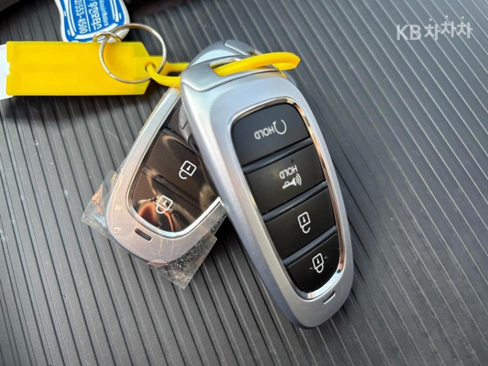 Hyundai Staria — miniaturë 16
