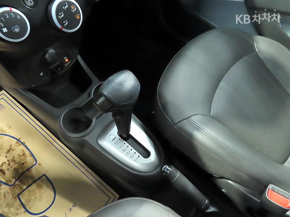 Chevrolet Spark — miniaturë 14