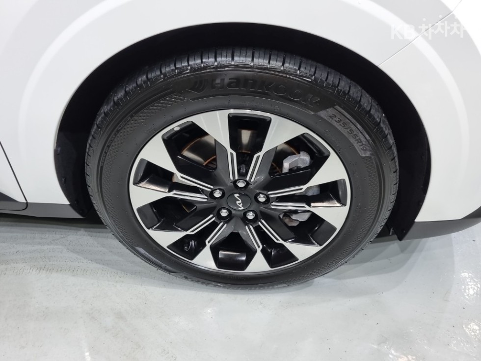 2021 - kia carnival