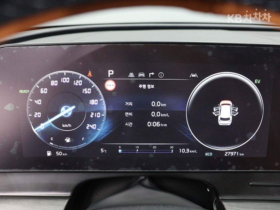 2022 - kia sportage