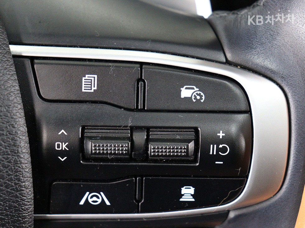 2022 - kia sportage