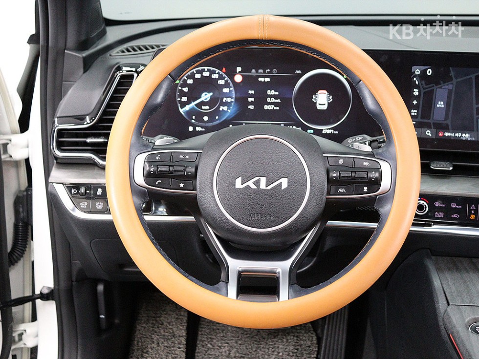 2022 - kia sportage