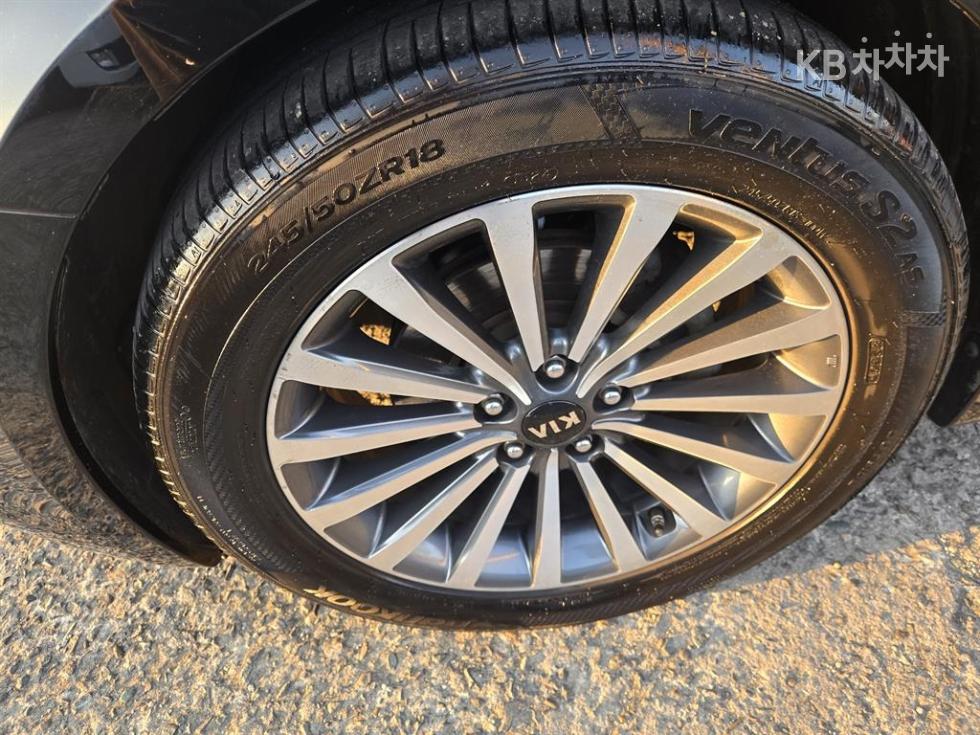 2016 - kia k7