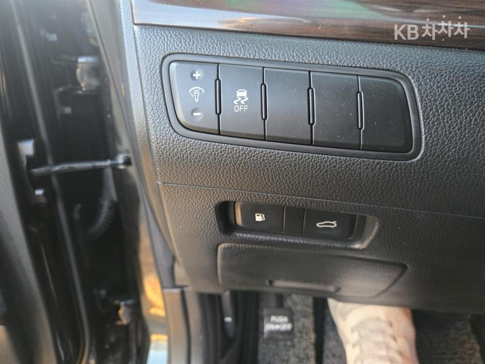 2016 - kia k7