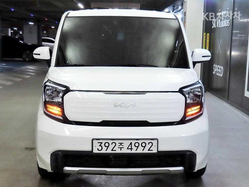 2025 - kia kia