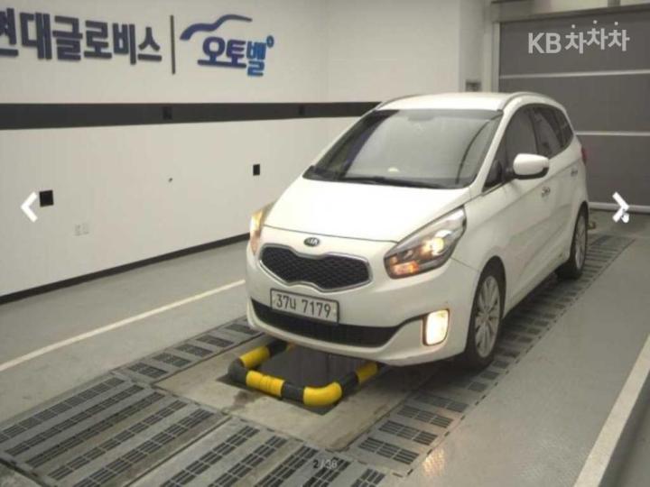 Kia Carens 1.7 VGT Prestige 2