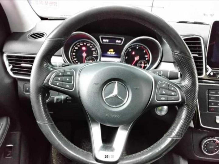 Mercedes-Benz GLE-Class W166 350d 4Matic Base Type 8