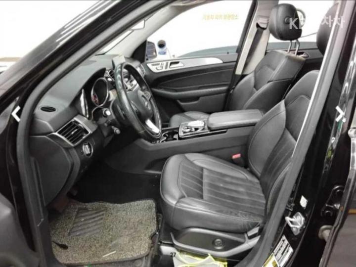 Mercedes-Benz GLE-Class W166 350d 4Matic Base Type 9