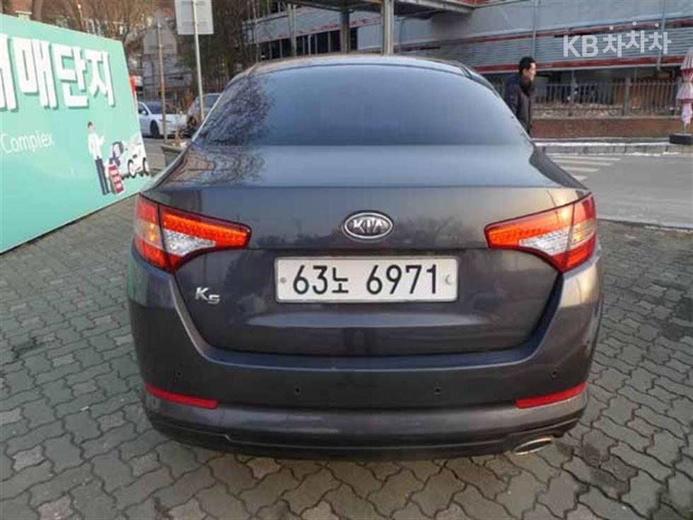 2011 - kia k5