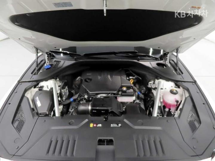 Genesis GV70 Gasoline 2.5T AWD - фото 6