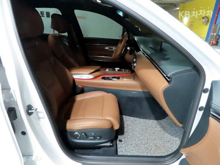 Genesis GV70 Gasoline 2.5T AWD - фото 9