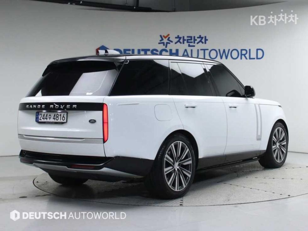 Land Rover Range Rover — miniaturë 2