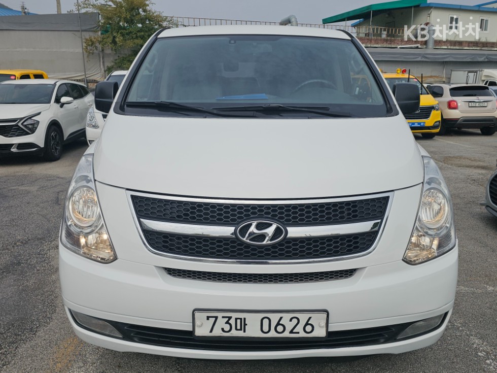 Hyundai Starex — miniaturë 2