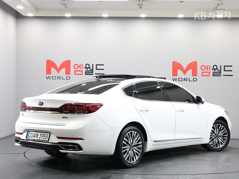 2020 - kia k7