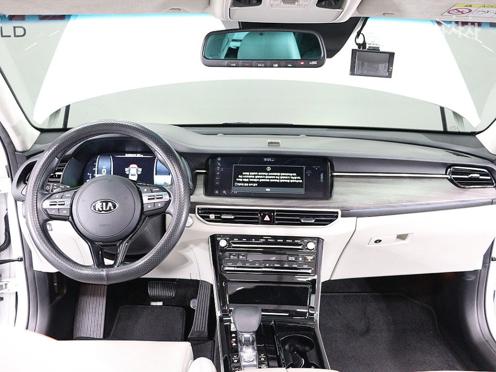 2020 - kia k7