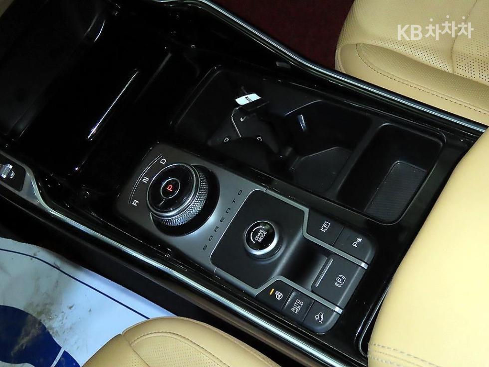 2023 - kia sorento