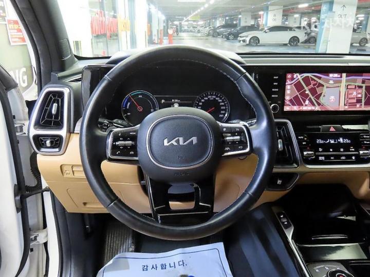 Kia Sorento Hybrid 1.6 HEV Prestige 9