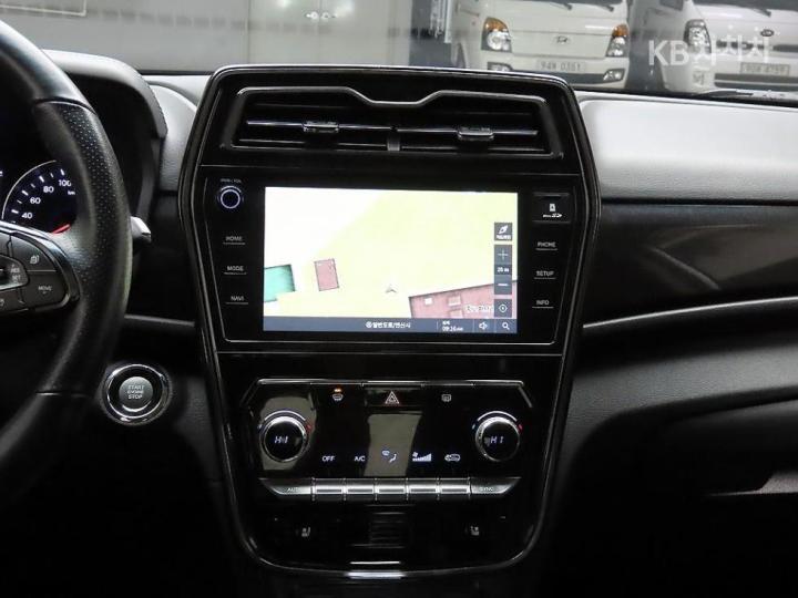 KG Mobility (Ssangyong) Tivoli Gasoline V3 2WD Base Type 10