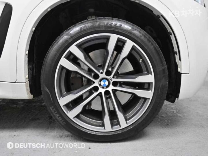 BMW X6 F16 M50d 6