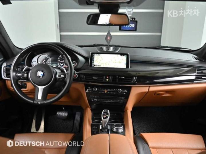 BMW X6 F16 M50d 8