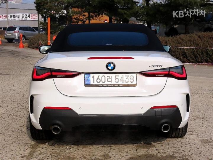 BMW 4 Series G22 420i Convertible M Sport inno. Pkg 5