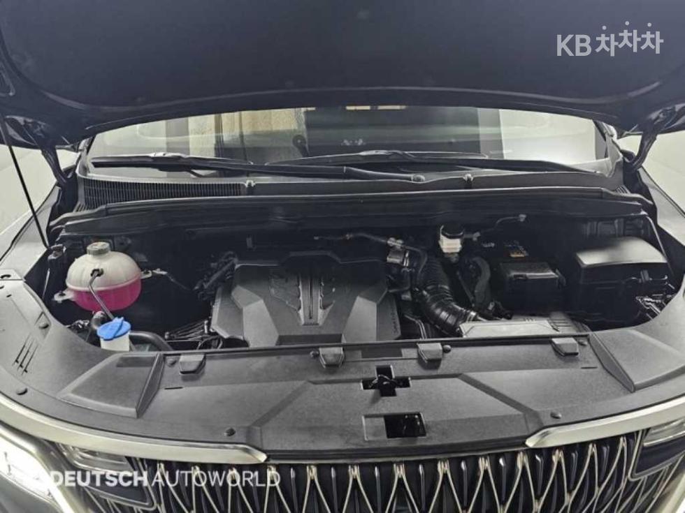 2023 - kia carnival