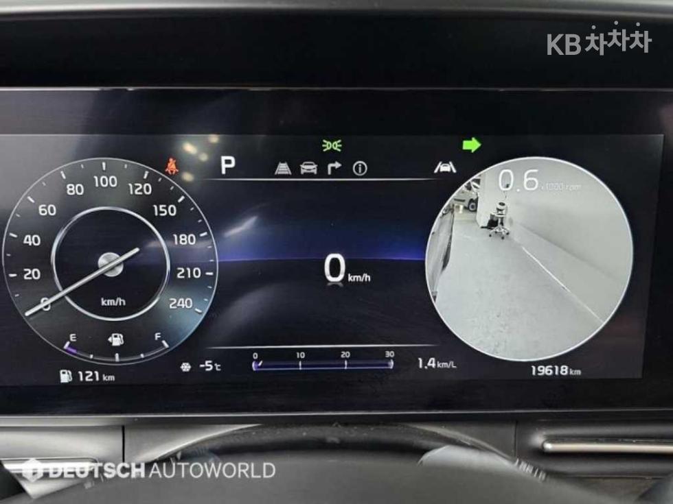 2023 - kia carnival