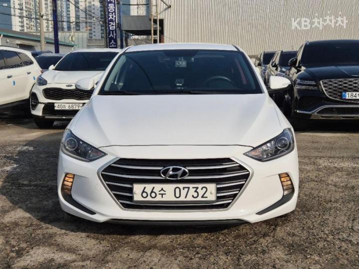 Hyundai Avante AD 1.6 e-VGT Style 2