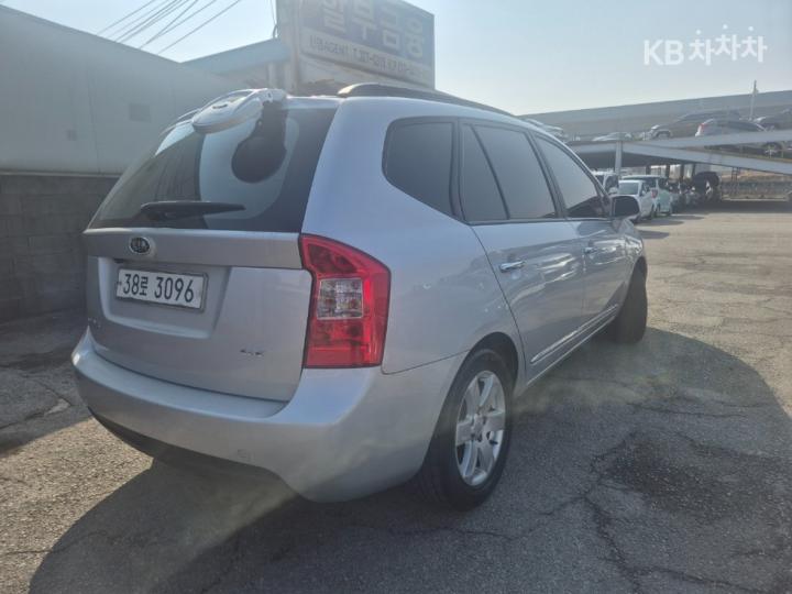 Kia Carens New 2.0 LPI GLX Premium Type 5