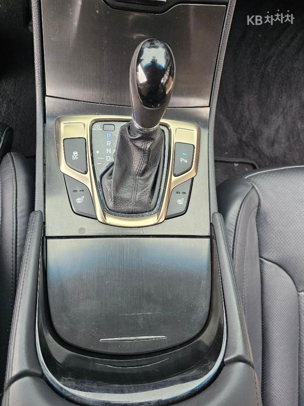 Hyundai Grandeur — miniaturë 15