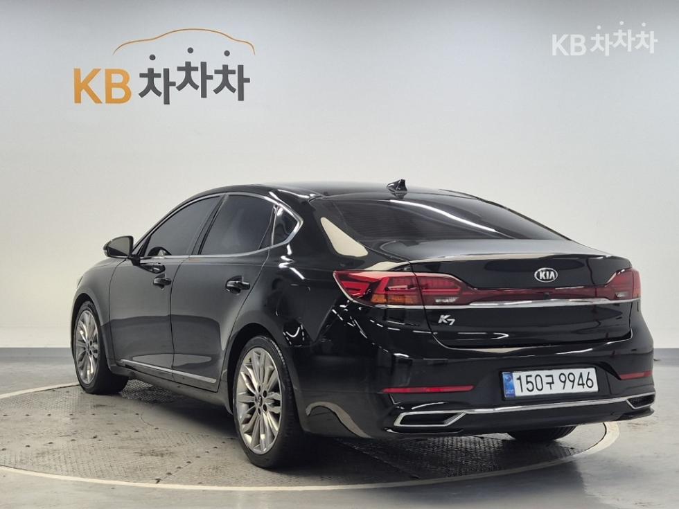 2020 - kia k7