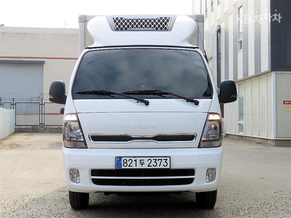 2023 - kia bongo iii